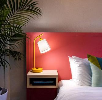 Saint Simons Island Hotel | Queen's Court Inn