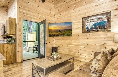 Cosby Cottage | Queens Quarters- Pickleball Court, Creek, WIFI, Mountain Views, Starting at $79"