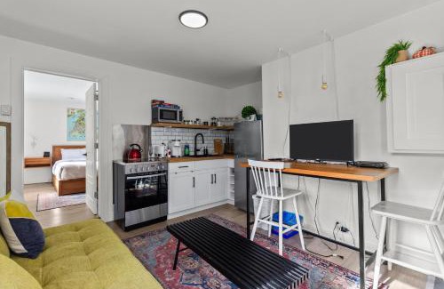 Downtown St. John's Apartment | Queens Suite 1bdrm