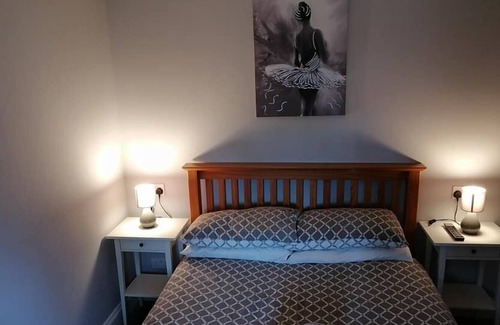 Rosyth House | Queensferry Guest House