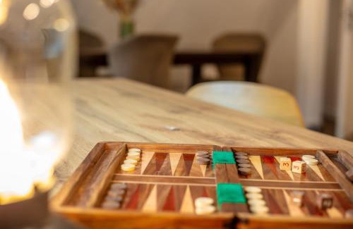 Idar-Oberstein Apartment | Queensize Bett & Netflix zentral