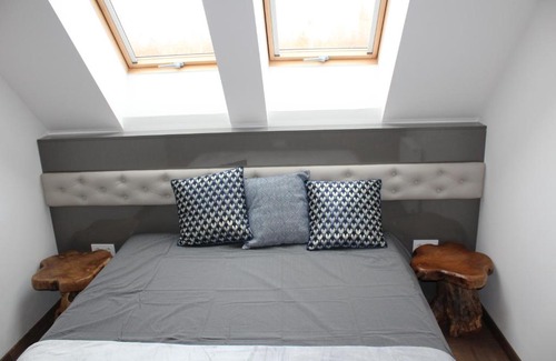 Csolnok Apartment | Quelle-Apartman 2