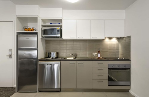 Heatherton Apartment | Quest Moorabbin