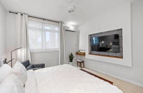 Aguadilla Pueblo Apartment | Questa Sol Ocean View Villa