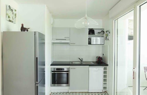Bastide Apartment | Queyries - 2 chambres avec ascenseur et Parking/