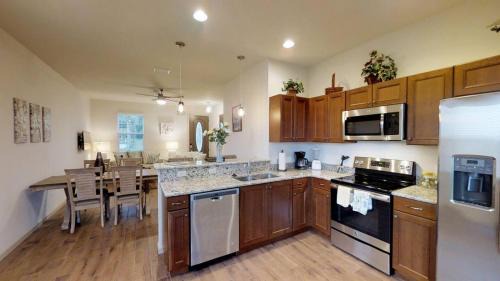 Oviedo House | Quiet 2 Bed Cottage In Oviedo W Resort Discounts