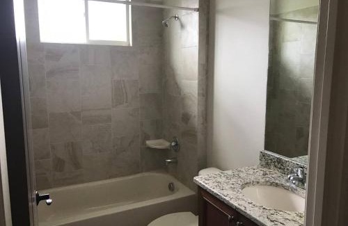 Oviedo House | Quiet 2 Bed Cottage In Oviedo W Resort Discounts