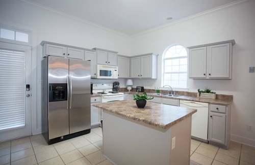 Bessemer House | Quiet 3/2 1-level home, Fast Internet, Pet Friendly