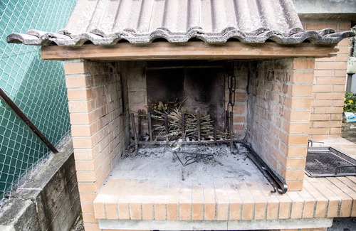 Montelaguardia House | Quiet,amid olive trees,BBQ,garden,free parking,10 min drive to centre & motorway