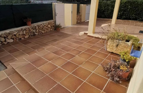 Punta Prima House | Quiet and bright villa 300 M from the beach