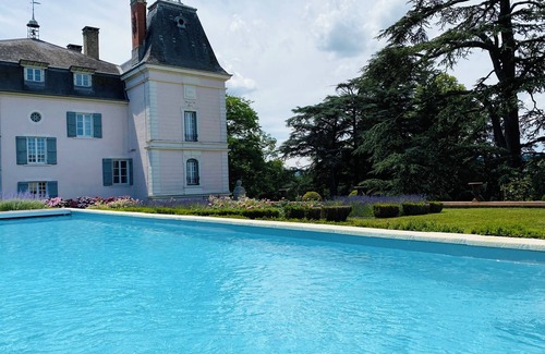 Cluny Apartment | Quiet and charming apartment (loft) 2 km from the historic center of Cluny