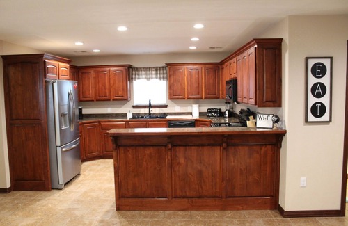 Joplin House | Quiet and Comfortable! 5 minutes away from parks/hospitals