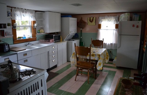 Steuben Cottage | Quiet and Cozy Seaside Cottage with Amazing Sunsets
