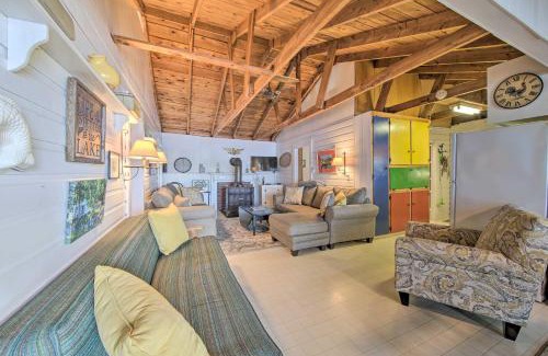 Appleton House | Quiet and Lovely Lakefront Cottage for Families!