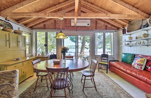 Appleton House | Quiet and Lovely Lakefront Cottage for Families!