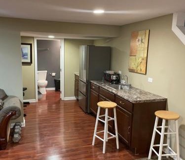 Bolingbrook House | Quiet and spacious Room1