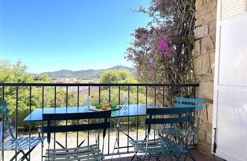 La Faviere Apartment | Quiet Apartment with Terrace, 500m from Beach, Parking Included