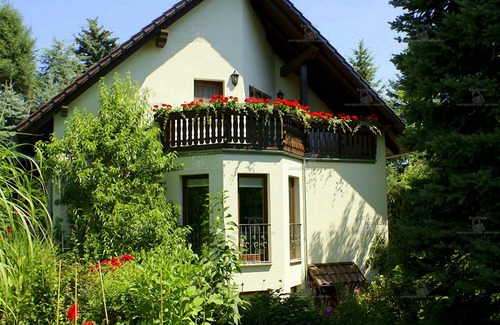 Leubnitz-Neuostra Apartment | Quiet apartment, high quality and lovingly furnished