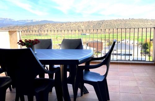 Artesa de Segre Apartment | Quiet apartment in the heart of town with a large terrace l'Abatanador