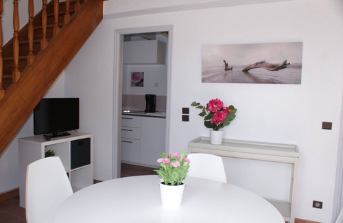 Cassis Apartment | Quiet apartment in a privileged environment, countryside, close to the center