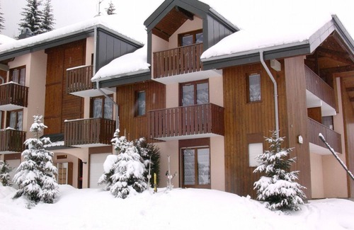 Mijoux Apartment | QUIET APARTMENT IN MIJOUX AT THE FOOT OF THE SLOPES GROUND FLOOR MOUNTAIN VIEW