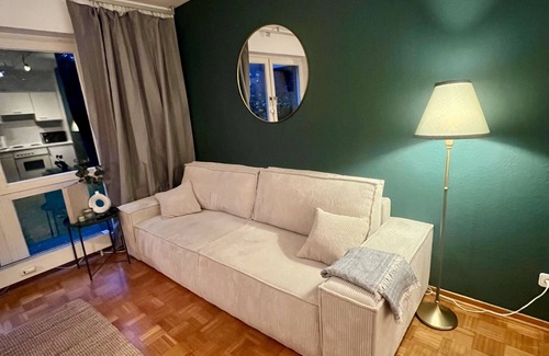 Golzheim Apartment | Quiet apartment right next to Nordpark/5 min to the trade fair and arena