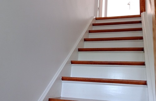 Radinghem-en-Weppes Cottage | Quiet, Bright Apartment in the Weppes