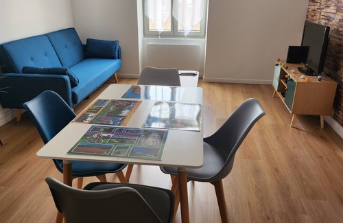 Salins-les-Bains Apartment | Quiet, comfortable apartment overlooking the fort. Close to the spa