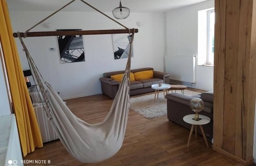 Germonville Cottage | Quiet cottage, 4 bedrooms, private terrace, linens included - Germonville