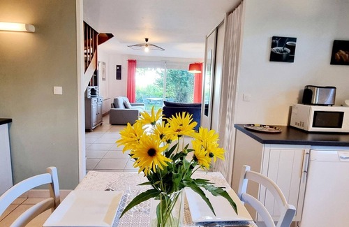 Fournes-en-Weppes Cottage | Quiet cottage with garden, Wifi and parking near Lille