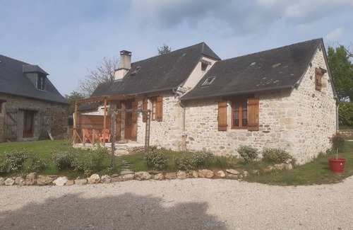 Peyrignac House | Quiet cottage