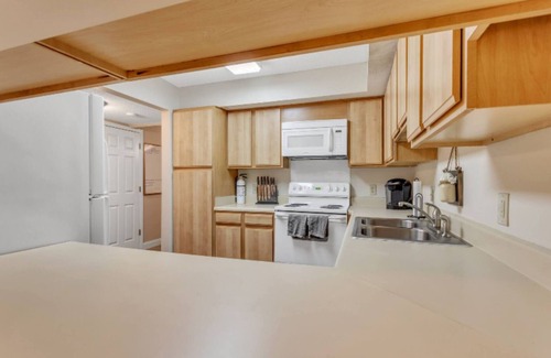 Dunean Condo | Quiet, Cozy, Dead End Street. Queen Beds, Smart TVs. Close to downtown!