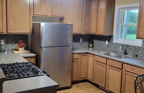 Evansdale House | Quiet,cozy, home away from home!