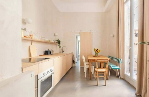 Noailles Apartment | Quiet designer loft Old Port