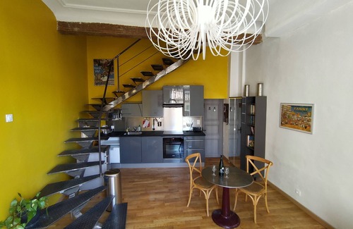 Pezenas Apartment | Quiet Duplex historical Center Pezenas