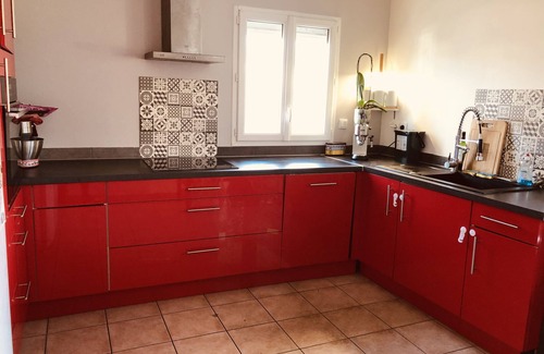 Saint-Medard-en-Jalles House | Quiet family home 15 min from Bordeaux