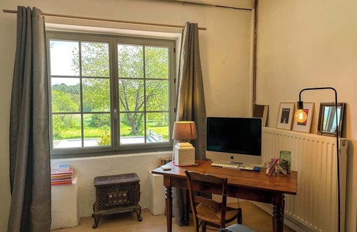 Saint-Quentin-de-Chalais House | Quiet getaway in nature, swimming pool, Périgord Vert