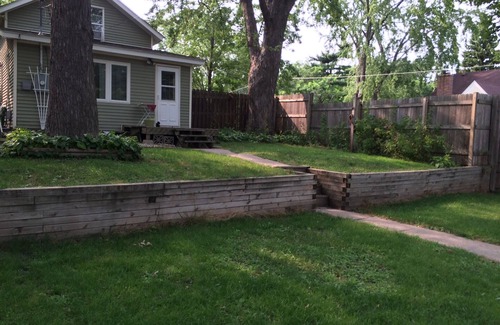 St. Paul House | Quiet Getaway! Pet-Friendly Fenced Backyard DT ST Paul Hudson Wisc. ST CROIX