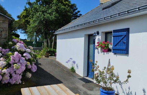 Plouhinec Cottage | Quiet gite between land and sea, a stone's throw from the Ria d'Etel