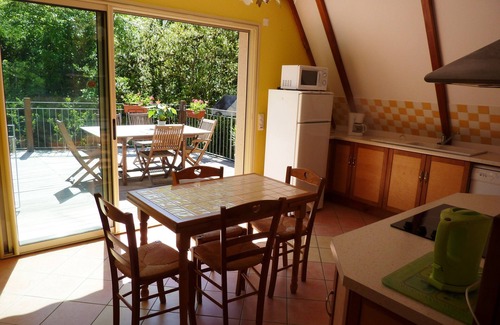 Loubressac Cottage | Quiet gite in one of the most beautiful villages of France, with pool