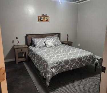 Andalusia Apartment | Quiet Guest Cabin in Andalusia, Alabama
