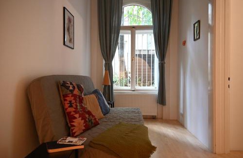 Szentimrevaros Apartment | Quiet Haven in the Middle of the City