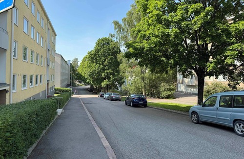Keskinen District Apartment | Quiet Hideaway Haven - Minutes from Actions - Modern 30m2 studio - 24/7 Checkin
