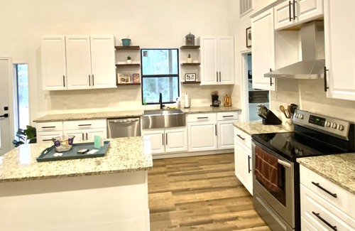 Gilmer House | Quiet home near private lake/minutes from shopping/restaurants