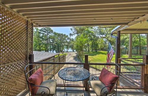 Hawkins House | Quiet Home on Lake Hawkins with Kayaks and Dock!