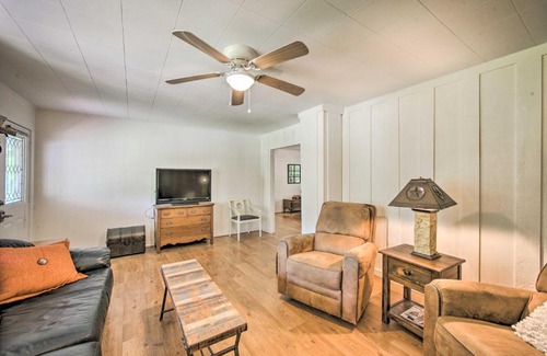 Hawkins House | Quiet Home on Lake Hawkins with Kayaks and Dock!