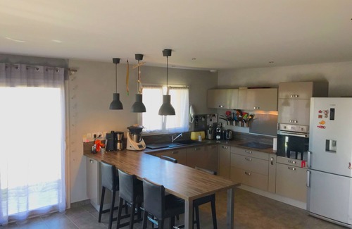 Orbeil House | Quiet house and garden for two near the volcanoes