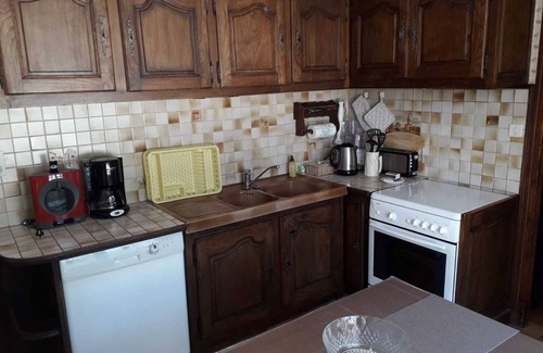 Mauroux House | Quiet house in the countryside 3 stars Capacity 6-8pers.