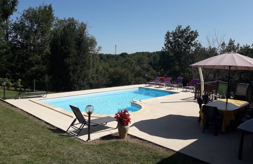 Mauroux House | Quiet house in the countryside 3 stars Capacity 6-8pers.