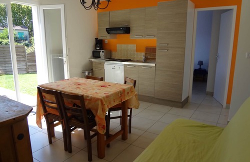 Marsillargues House | QUIET HOUSE WITH GARDEN AND PRIVATE PARKING IN GREAT PROPERTY